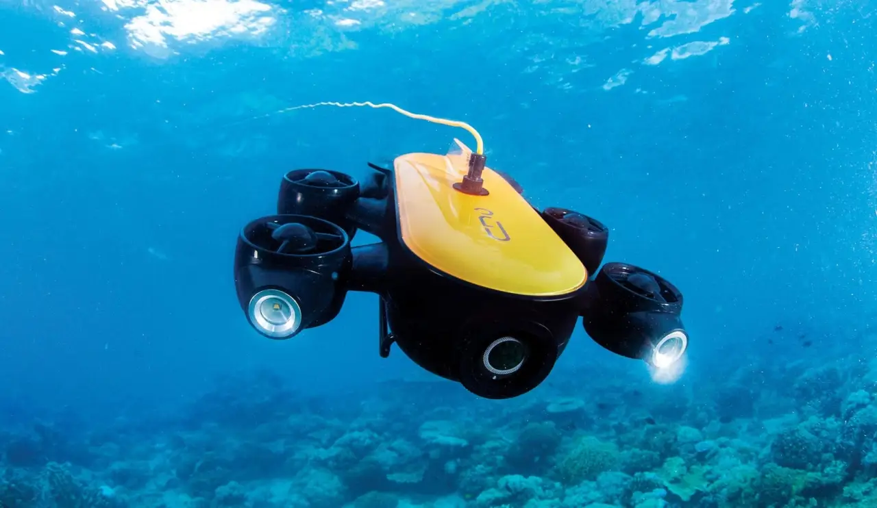 Mini ROV Tech Overview for Offshore Magazine 3 Mini ROV Underwater
