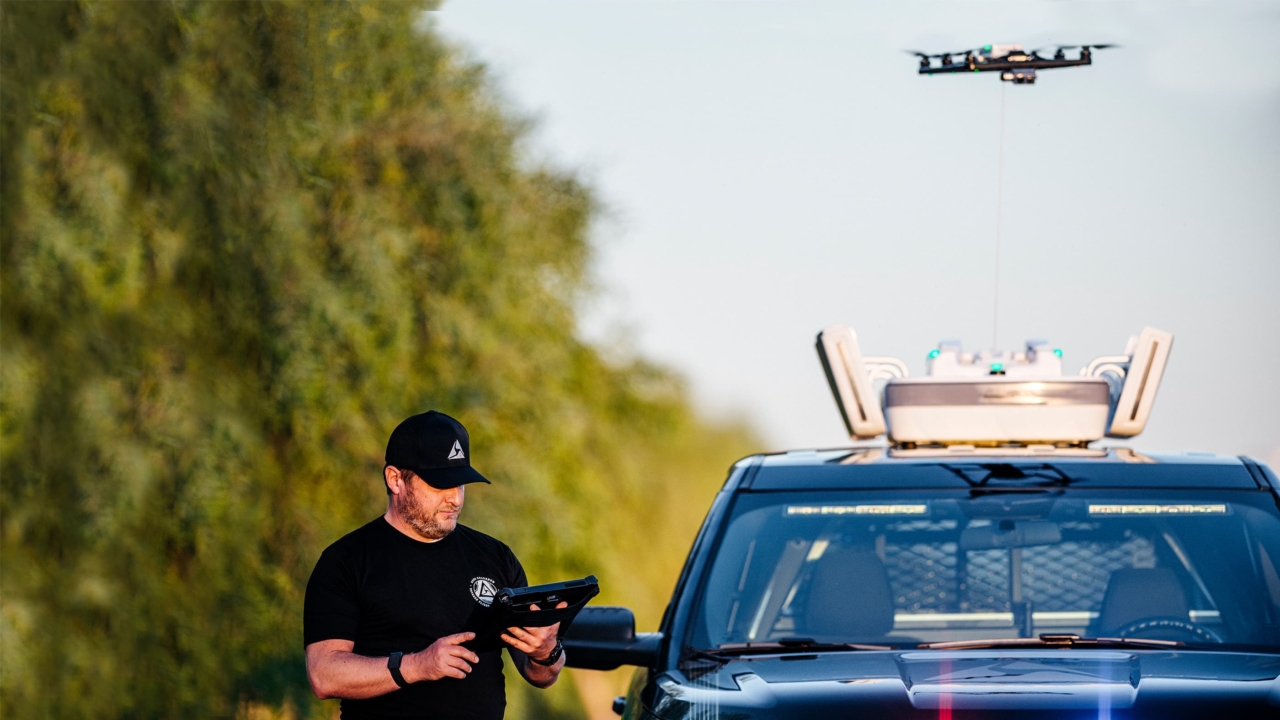 Remote Robotics - tethered drone (surveillance) - Police hostage and clearing