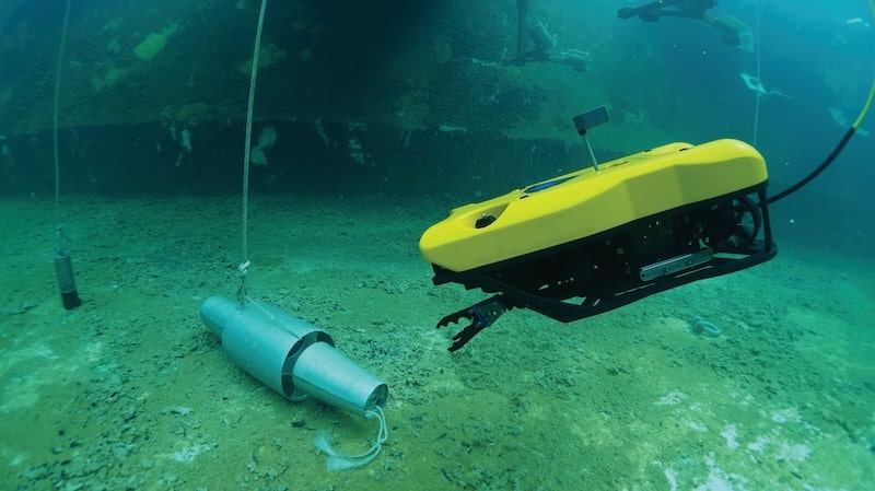 Mini ROV Tech Overview for Offshore Magazine 1 Enable-IT Extender tethered ROV approaching mine
