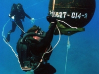 UDT Seals with mine